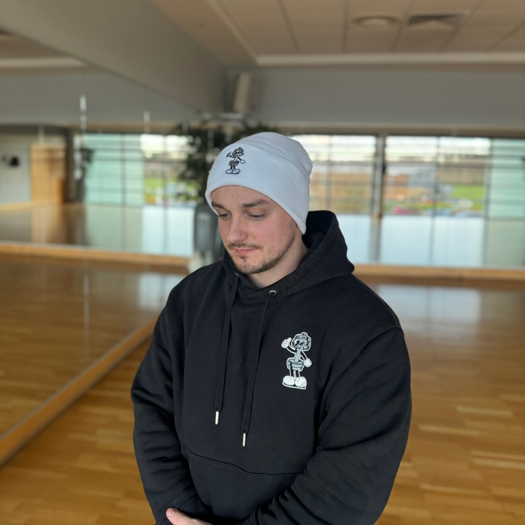 š„Silver beanie